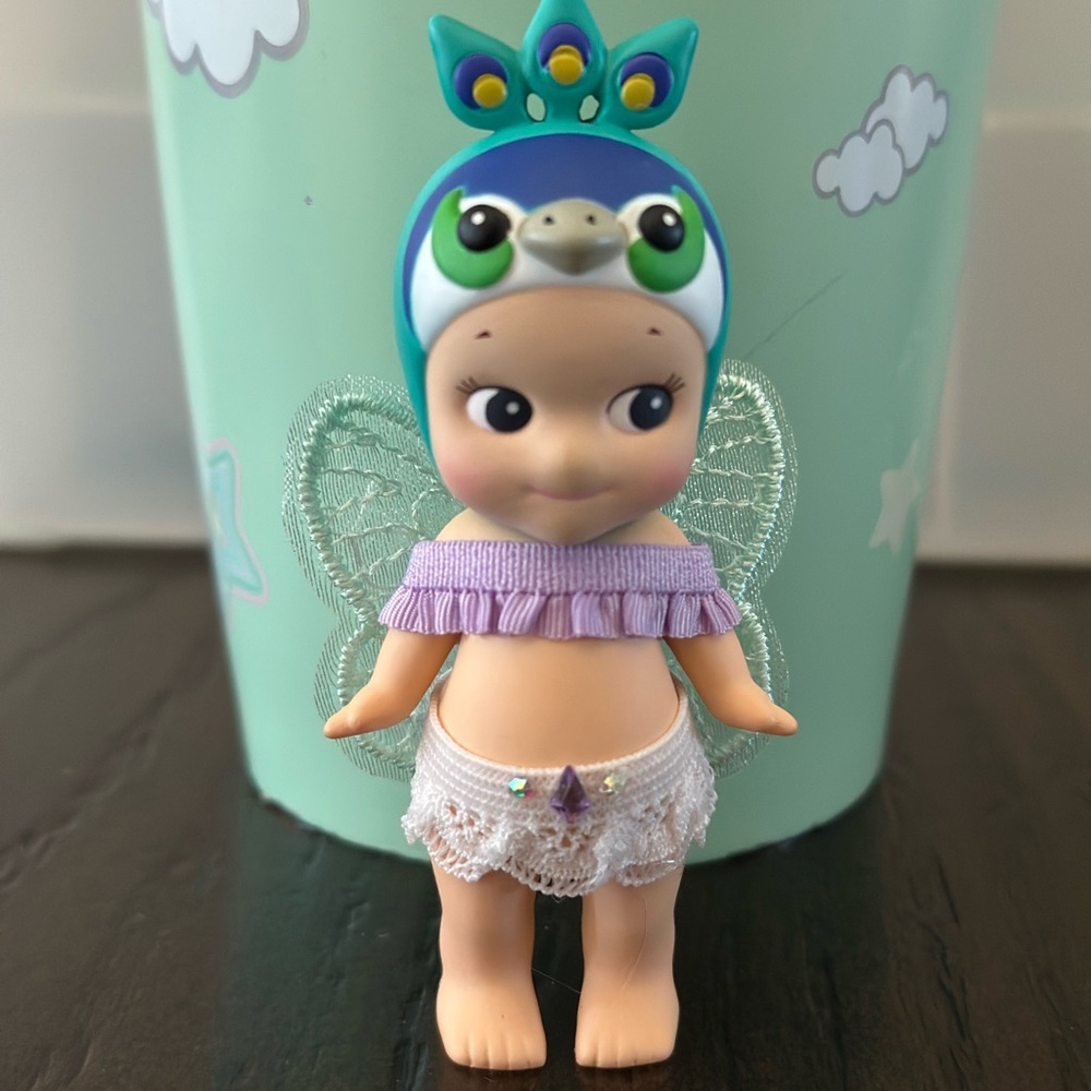 Sonny Angel - AUTHENTIC Peacock Figure - Blue and Green.